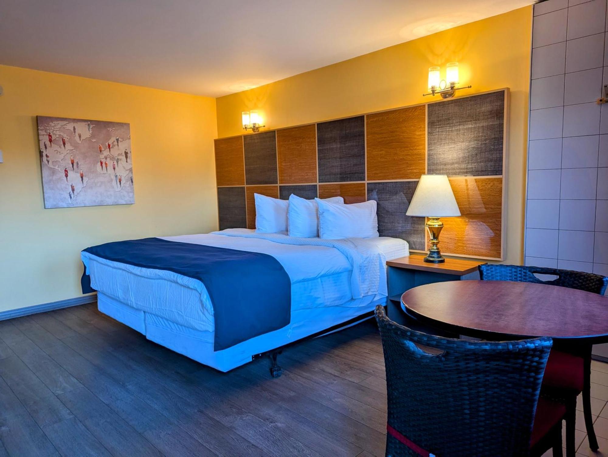 Motel Des Pentes Et Suites Saint-Sauveur-des-Monts Eksteriør billede